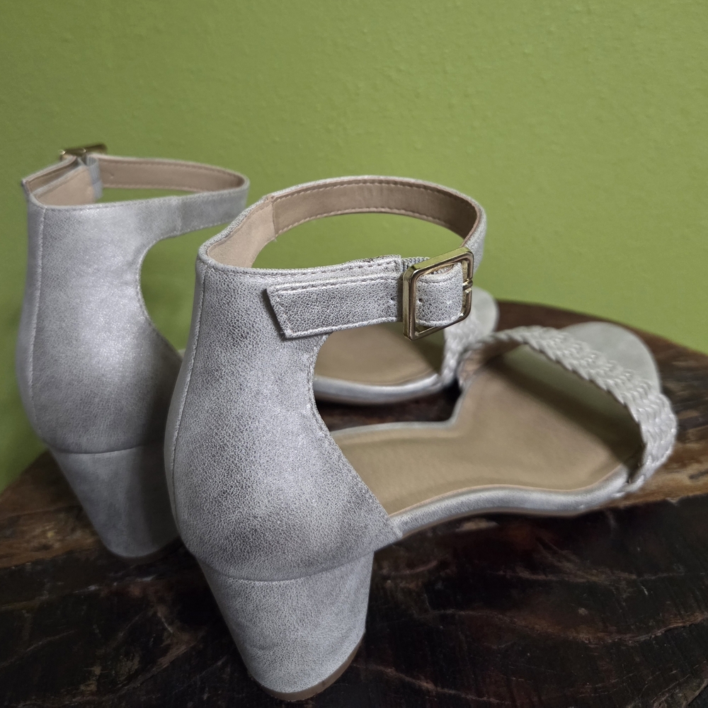 Sole Society Silver Woven Heel Sandals - Picture 6 of 7
